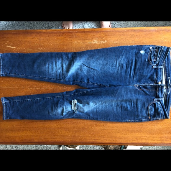 Old Navy Rockstar Jeans - Picture 1 of 4
